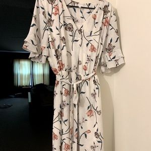 Cute floral summer dress.